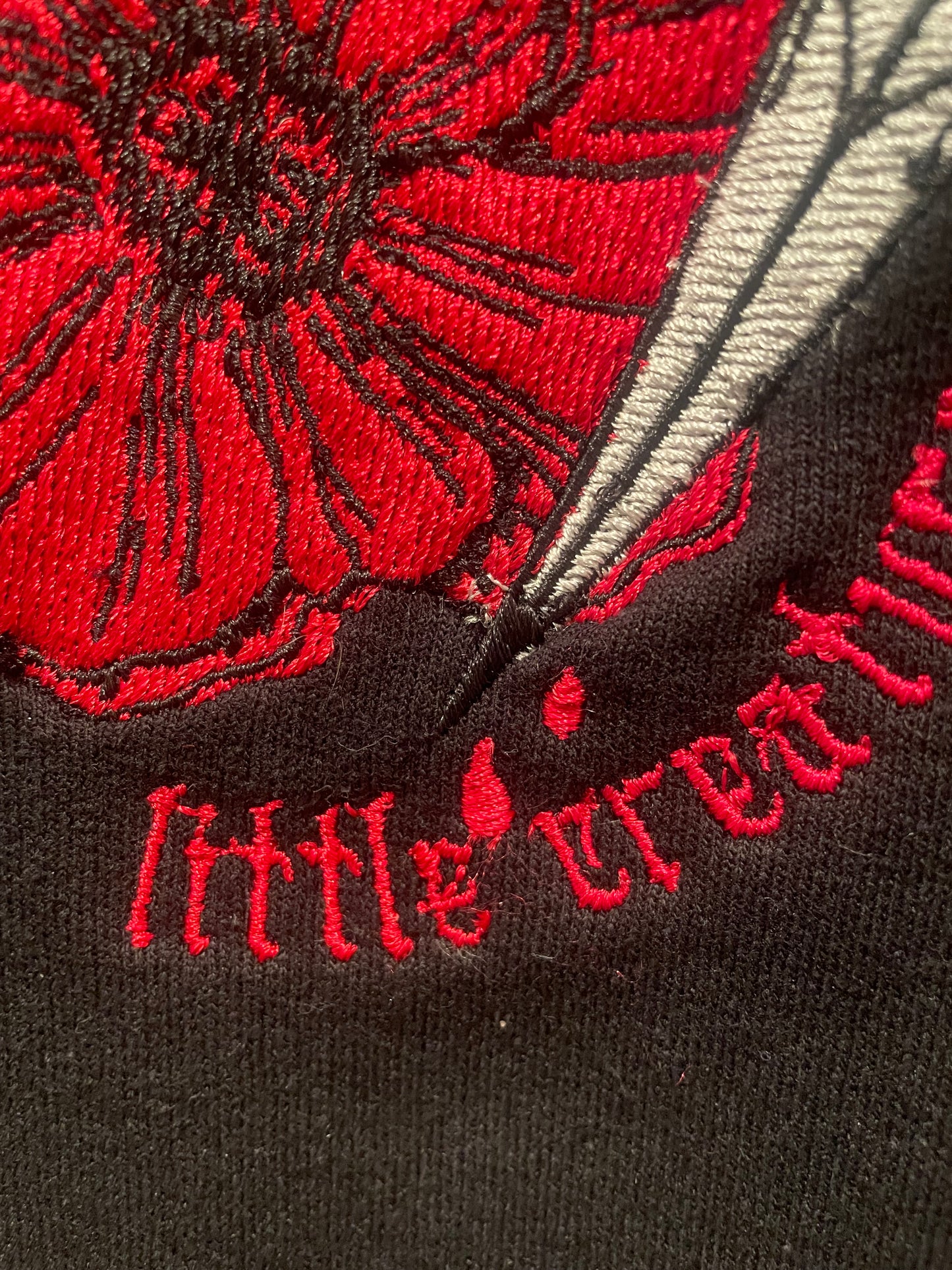 Poppy's Dagger Crewneck ***SAMPLE/IMPERFECT SIZE L***