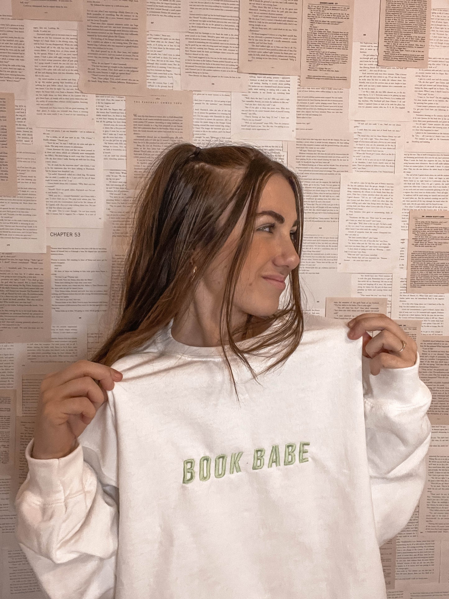 Book Babe Crewneck